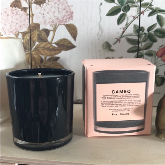 ‼️ LAST ONE ‼️‼️BOY SMELLS Small Candle in CAMEO - Picture 3 of 6